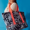 Women Scamp & Dude Black with Off White Palm Spring Weekender Bag
