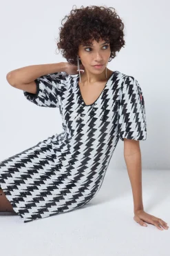 Women Scamp & Dude Black with White Lightning Bolt Sequin V-Neck Short Dress