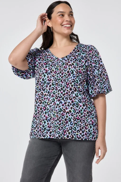 Women Scamp & Dude Light Blue with Rainbow Shadow Leopard V-Neck Puff Sleeve T-Shirt