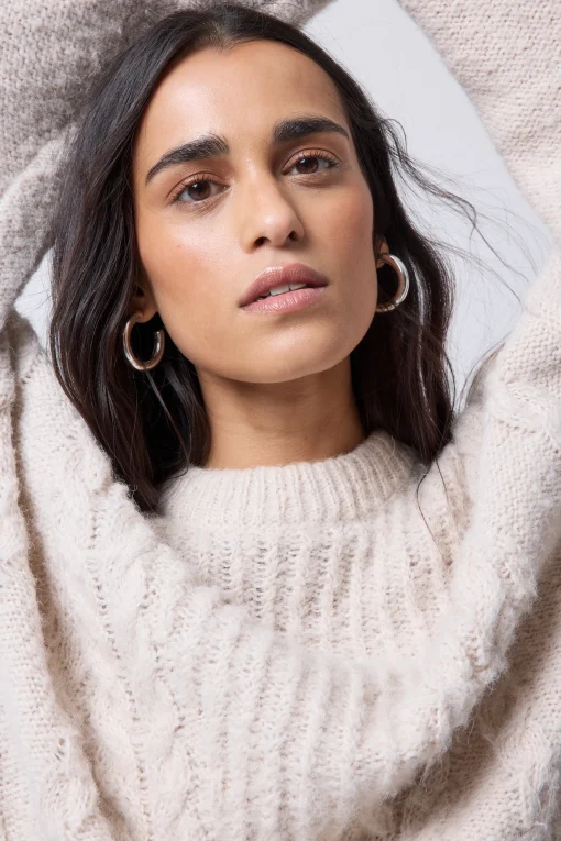 Women Scamp & Dude Oatmeal Cable Knit Jumper